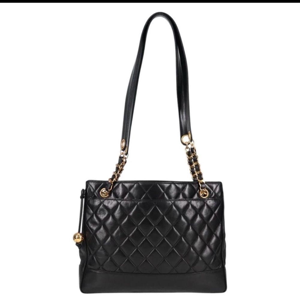 ✅AUTH✅CHANEL LAMBSKIN QUILTED BAG